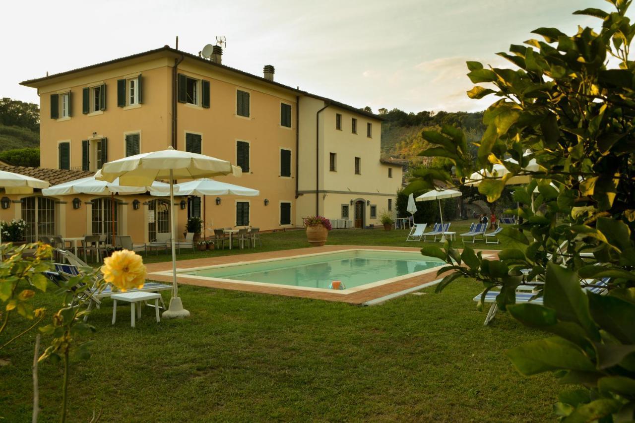Garden Relays Villa Rosy Массароза Екстер'єр фото